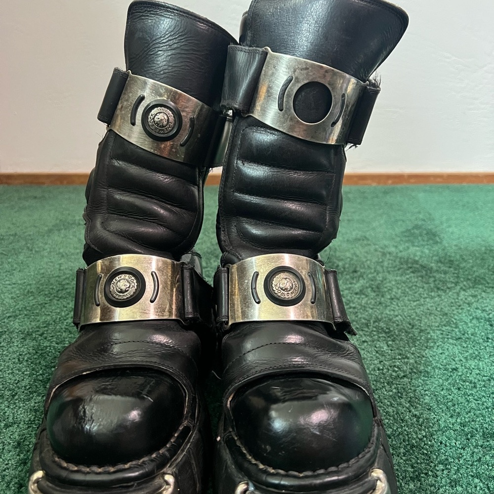New rock boots